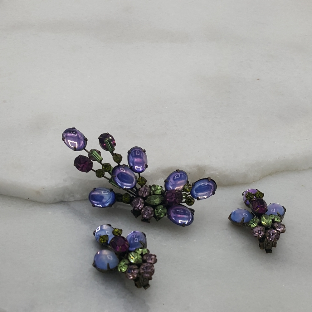 ✔RARE Alice Caviness Purple Cabochon Brooch and Earrings Set - Picture 3 of 14